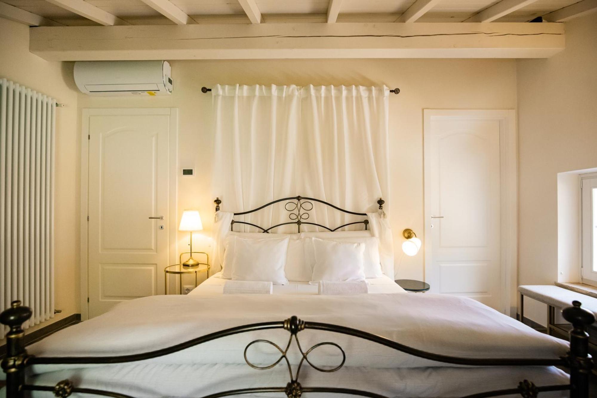 Agriturismo Maison 1933 卡普里诺韦罗内塞 外观 照片